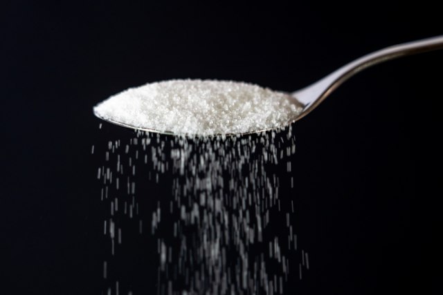 Šećer ili so? Šta je štetnije za vaše zdravlje?
